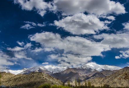 LadakhMountains01