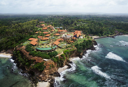 Cape_Weligama_aerial_view_1